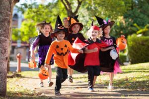 Kids trick-or-treating.